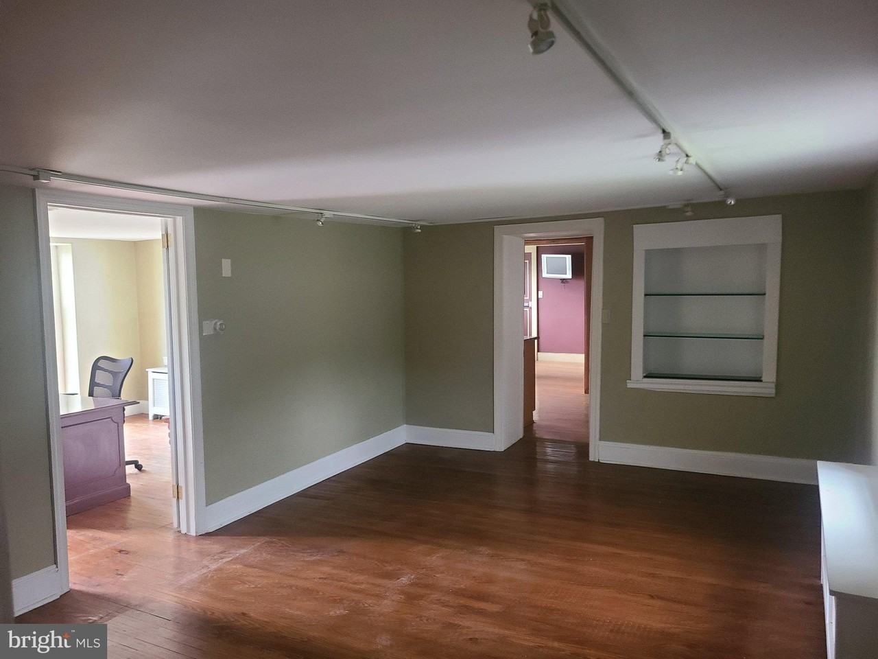 1139 Phoenixville Pike - Photo 5 of 16