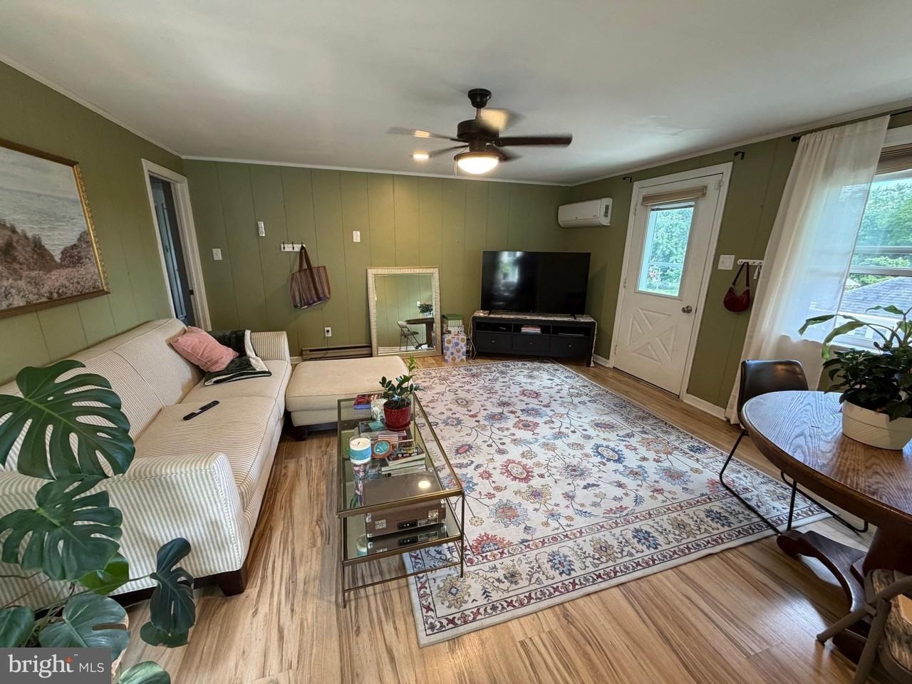 123 Miller St #2 - Photo 4 of 11