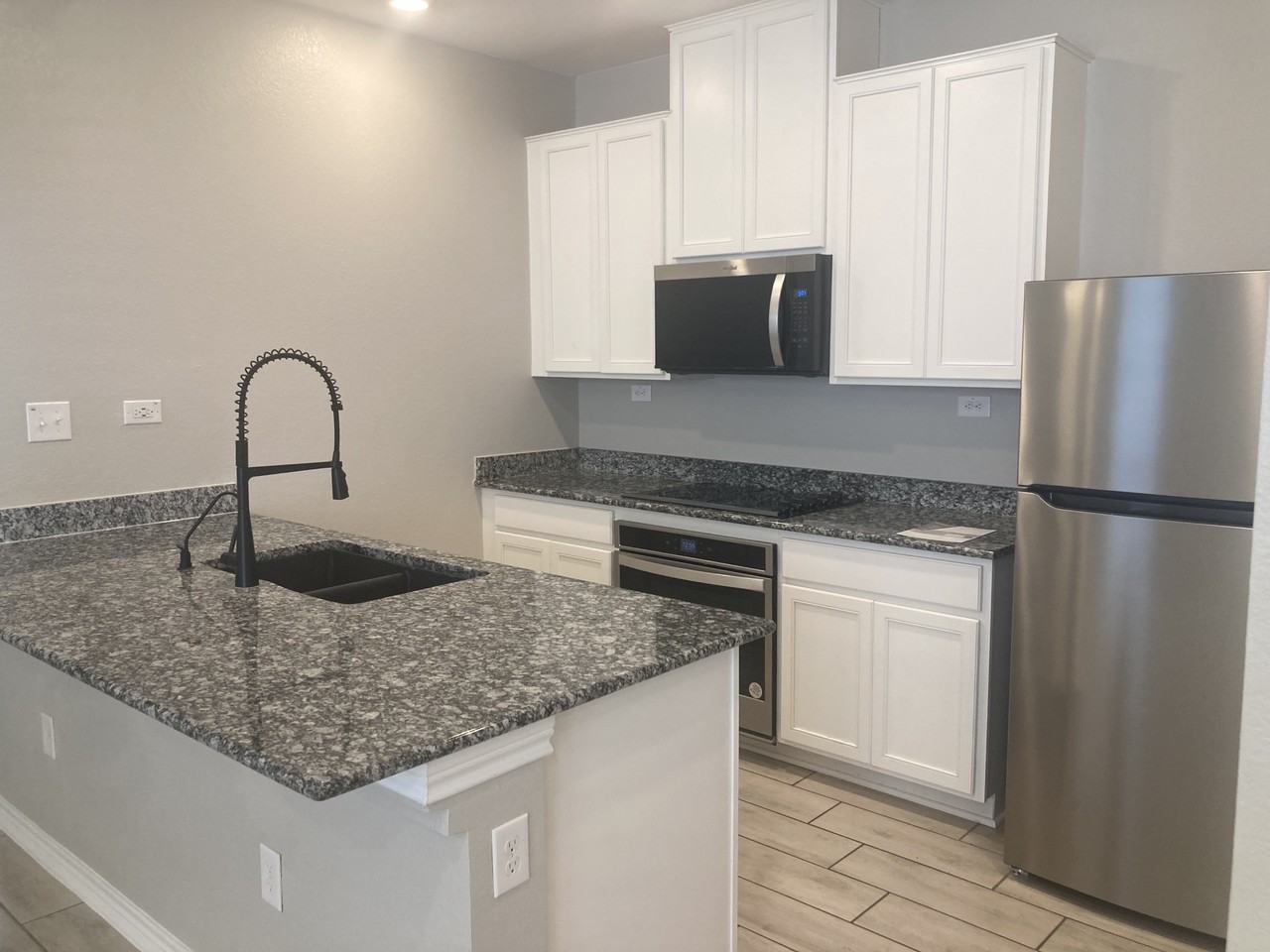 15223 Liberty Sta #1 - Photo 2 of 16
