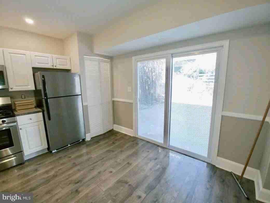 2021 Spring Garden St #1F - Photo 4 of 13