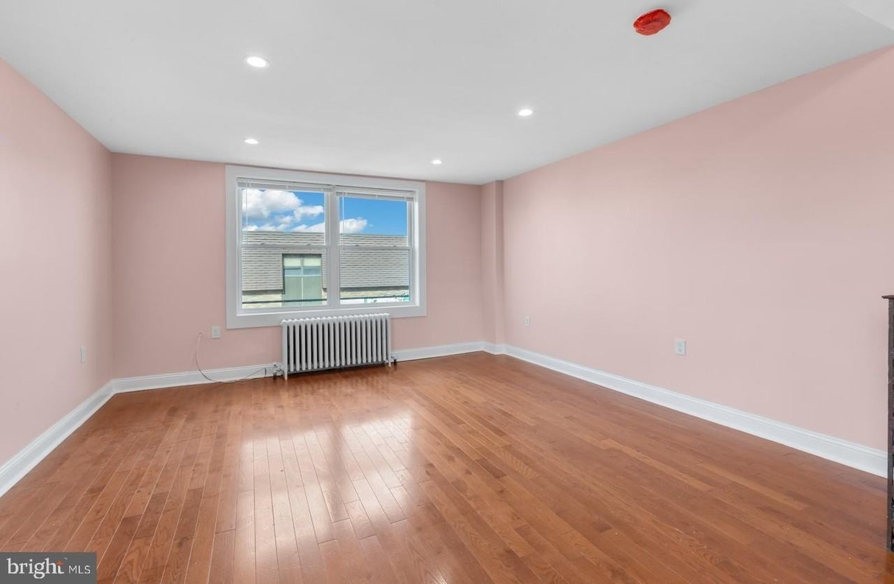 1440 W Porter St #2 - Photo 5 of 25
