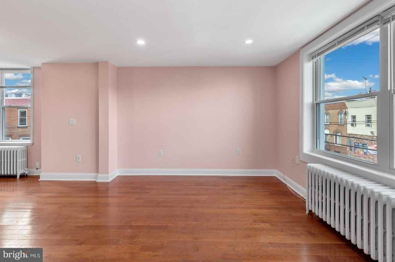 1440 W Porter St #2 - Photo 7 of 25