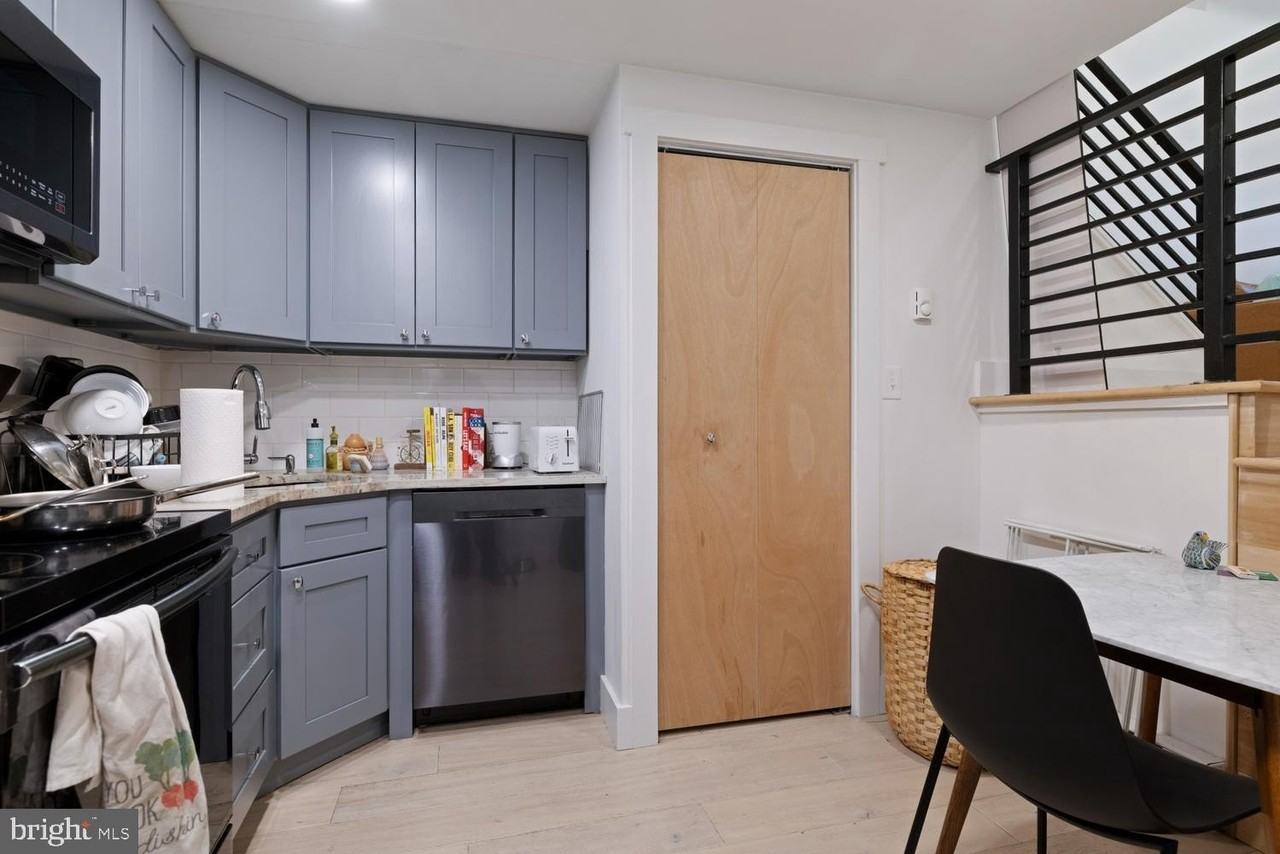 1238 E Montgomery Ave #1 - Photo 6 of 14