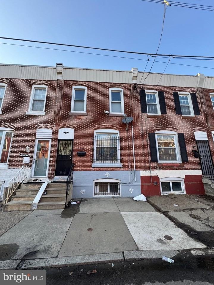 6758 Hegerman St - Photo 2 of 22