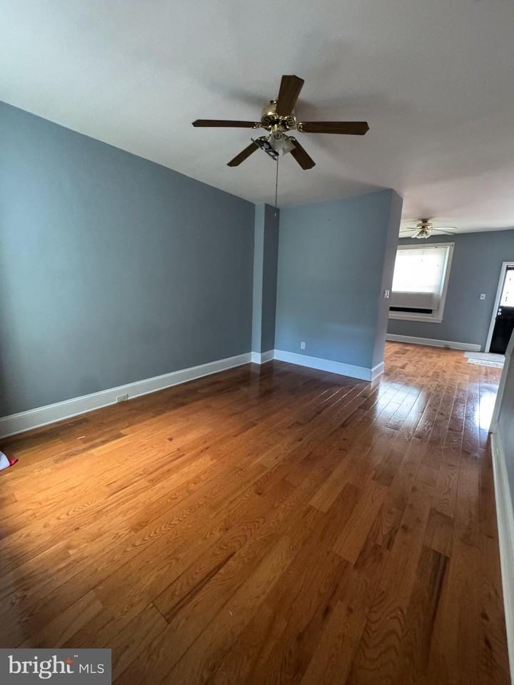 6758 Hegerman St - Photo 5 of 22