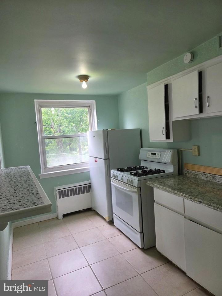 4053 Comly St #2 - Photo 3 of 10
