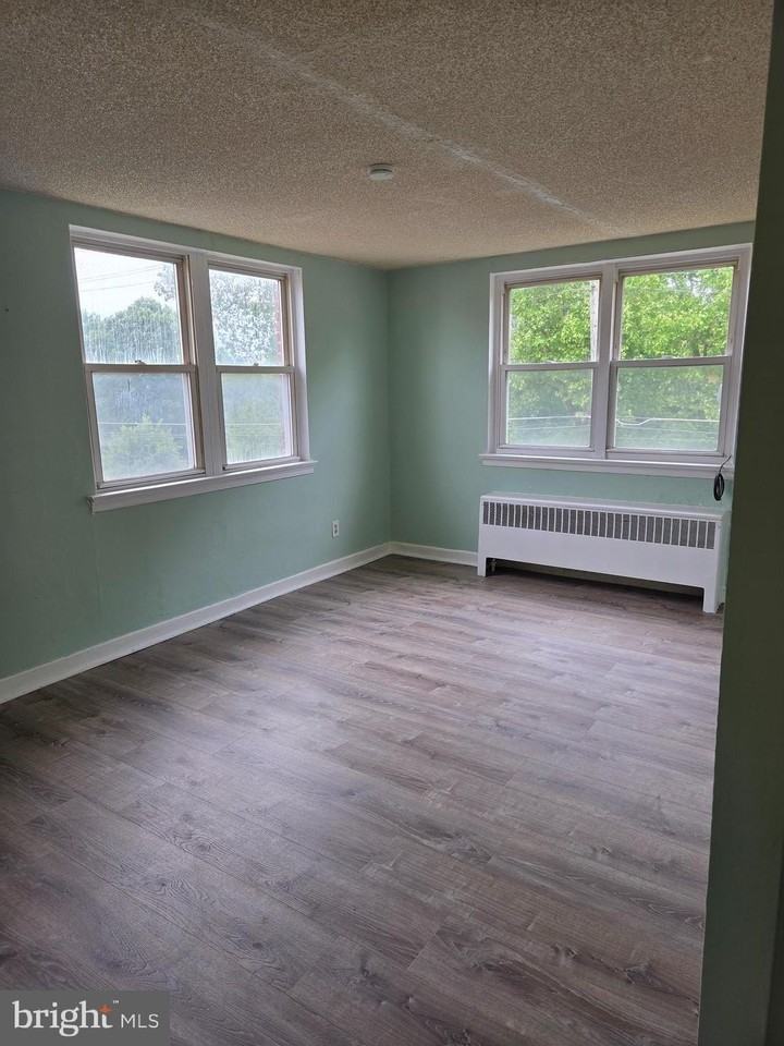 4053 Comly St #2 - Photo 5 of 10