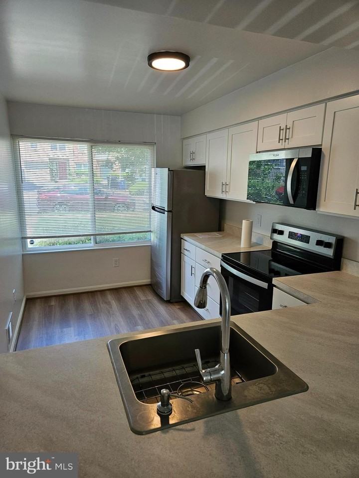 2026 6th St S - Photo 5 of 17