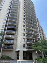 203 Yoakum Pkwy #715 - Photo 1 of 1