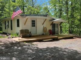 featured image of 223 Grannies Ln