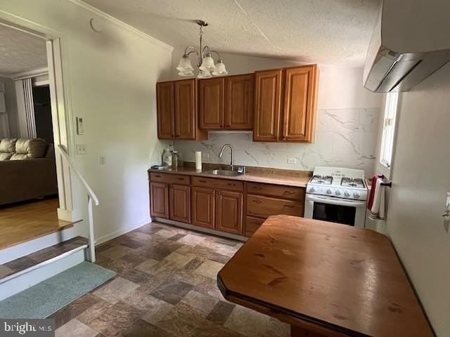 223 Grannies Ln - Photo 6 of 19