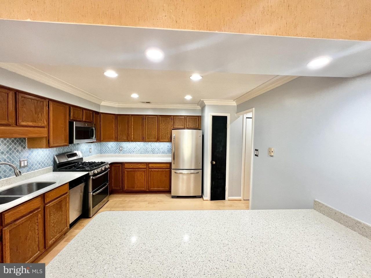 3854B Steppes Ct - Photo 4 of 14