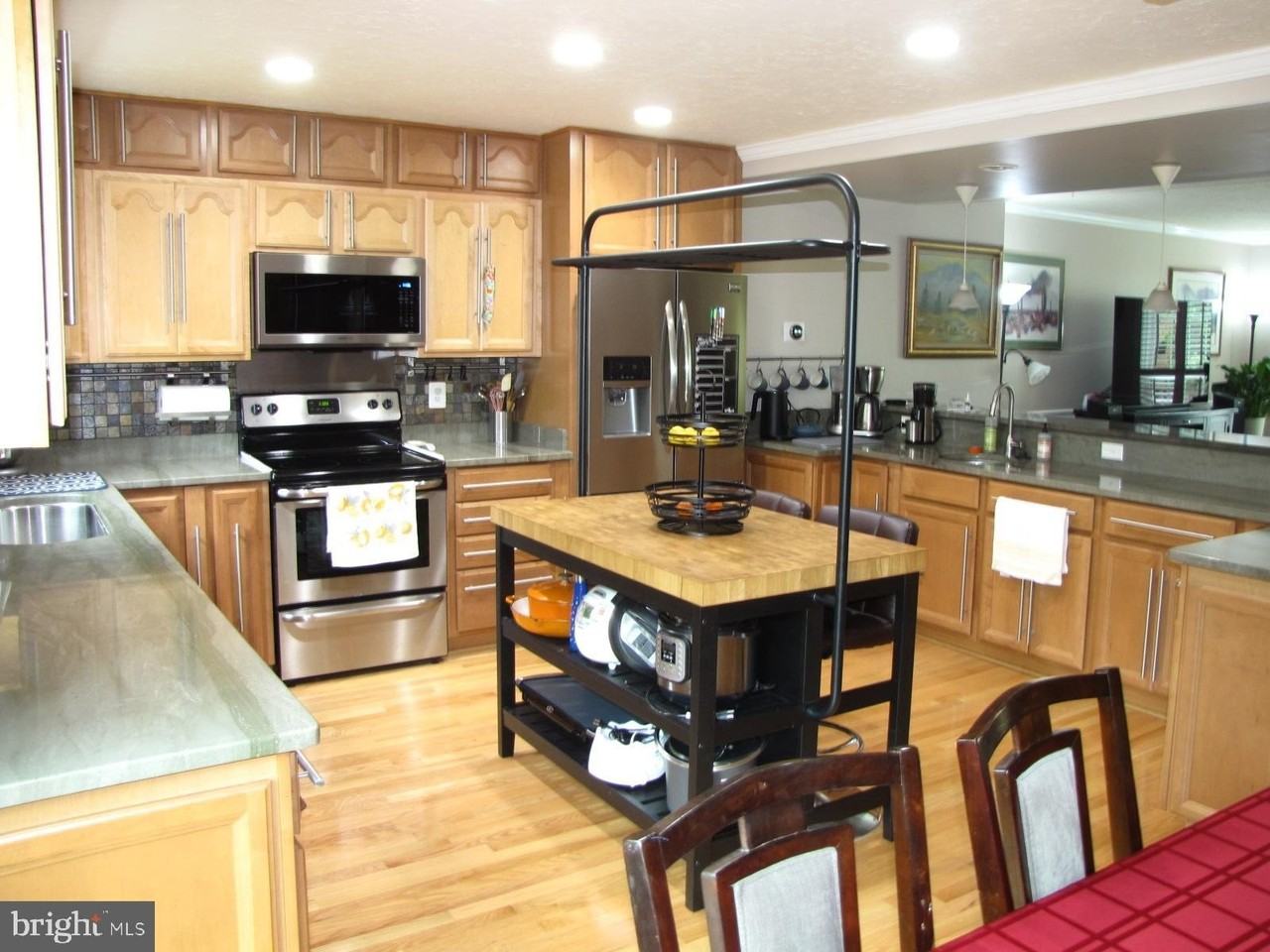 9031 Blarney Stone Dr - Photo 2 of 21