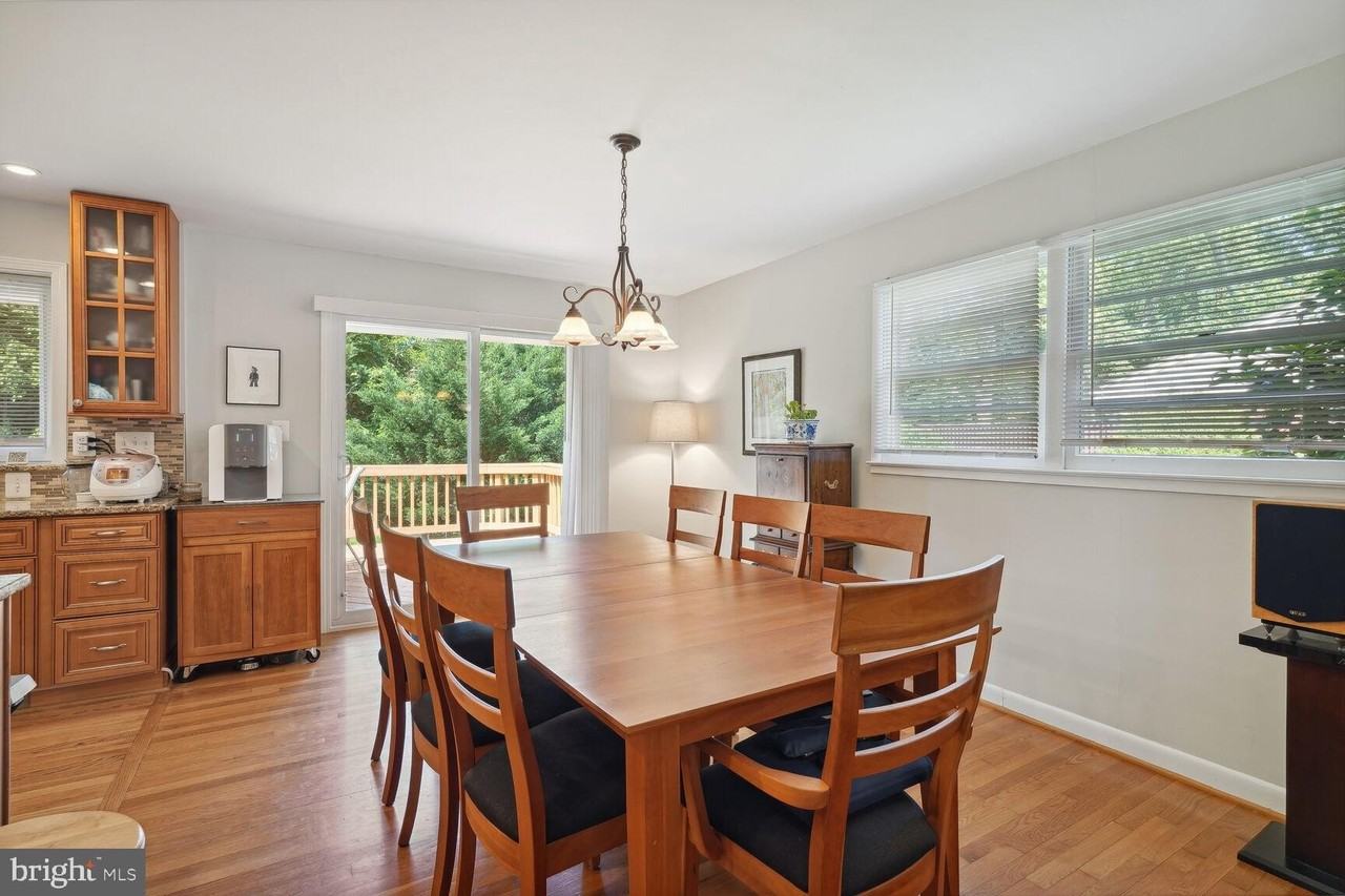 7011 Hector Rd - Photo 6 of 20