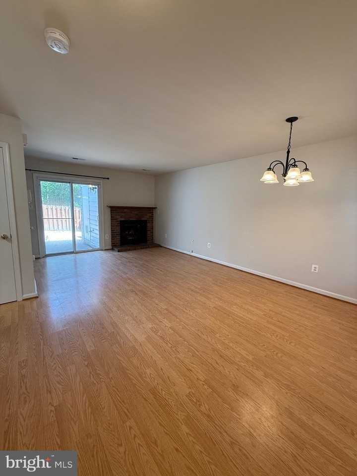106 Wind Ridge Dr - Photo 2 of 13