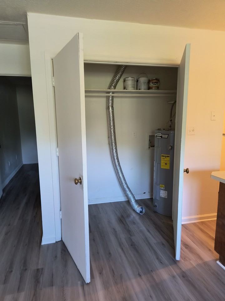179 Oak Hill Dr #A - Photo 5 of 9