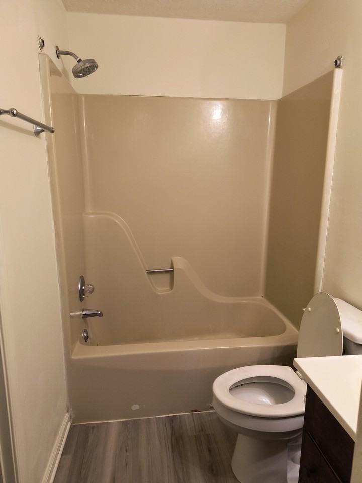 179 Oak Hill Dr #A - Photo 7 of 9
