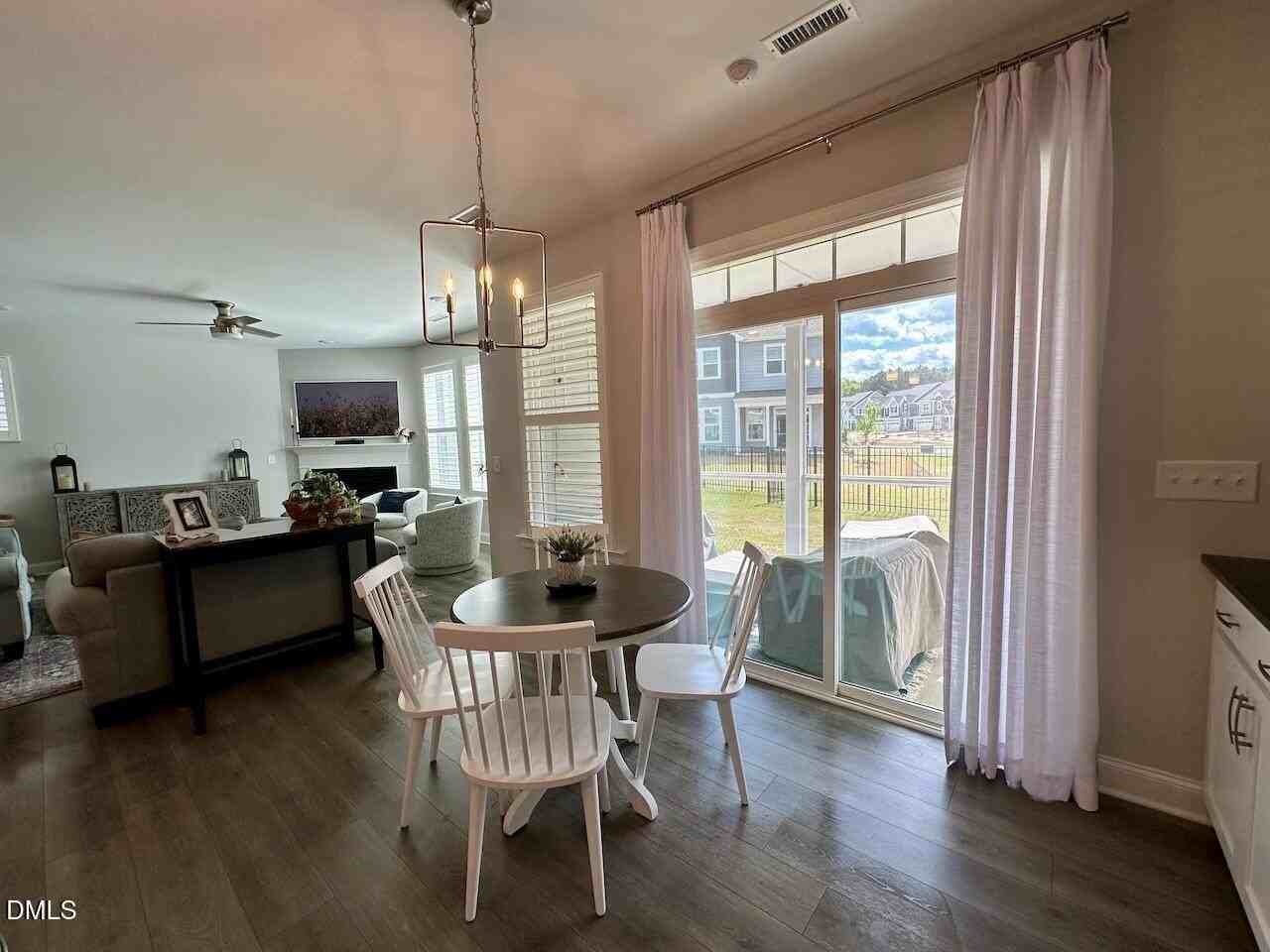 111 Cressida Woods Dr - Photo 6 of 29