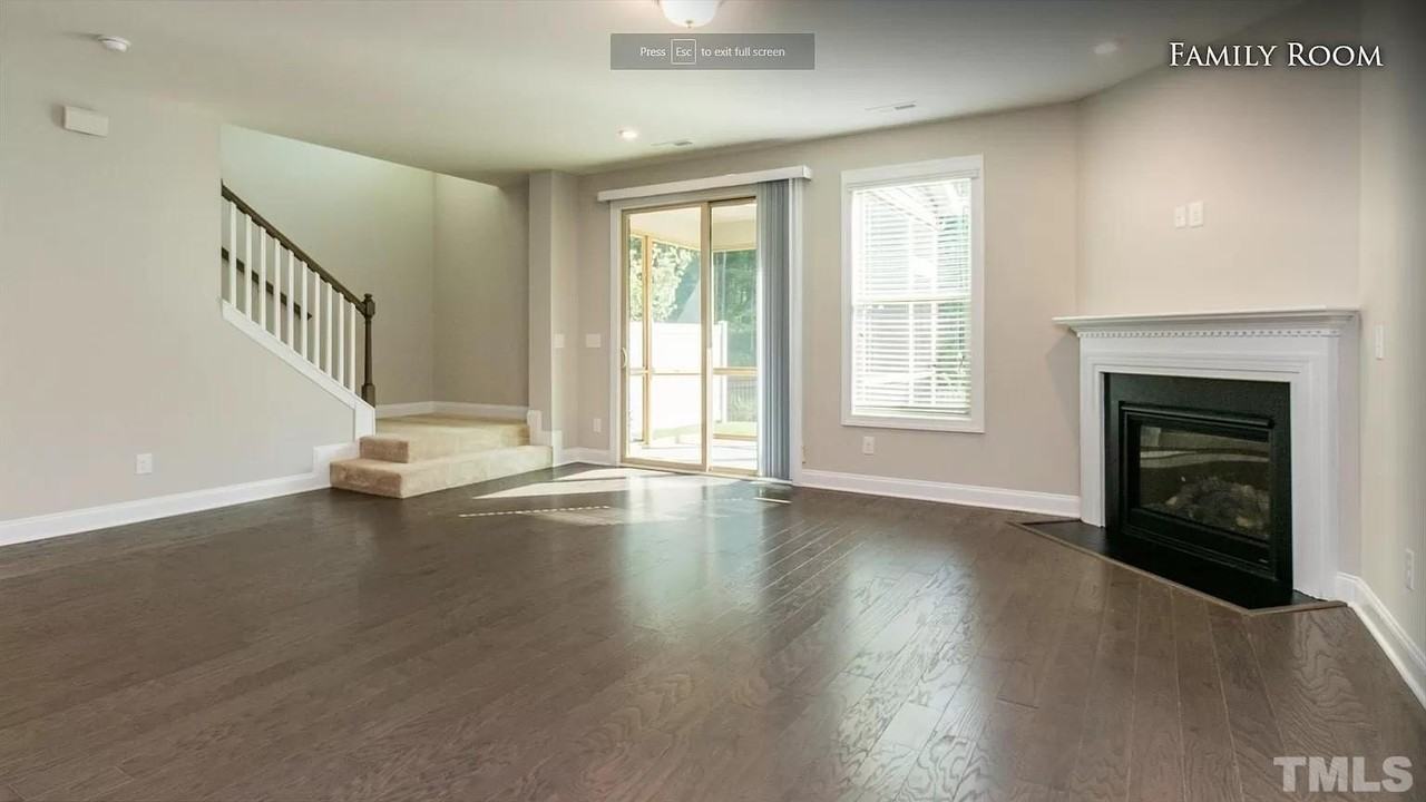 1007 Rexburg Dr - Photo 4 of 24