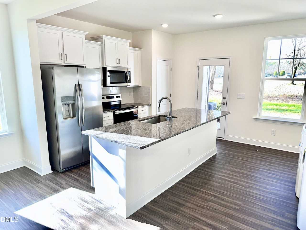 156 Wildflower Cir - Photo 2 of 13