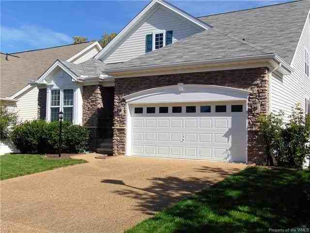6916 Chancery Ln - Photo 2 of 26