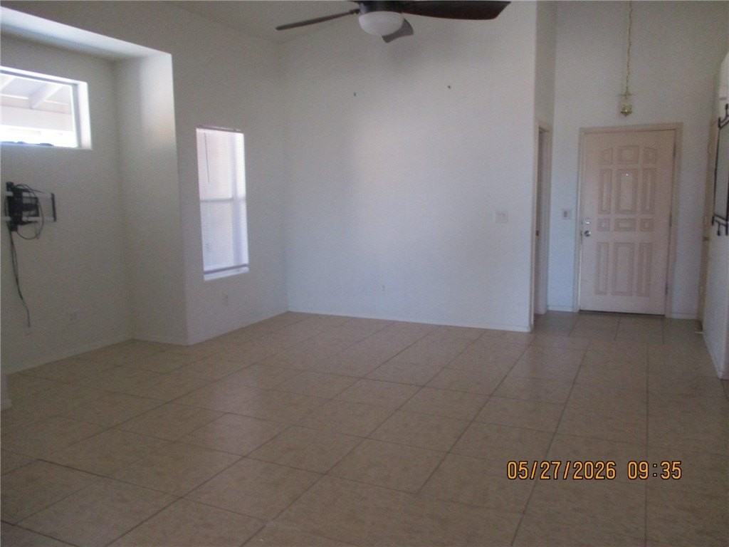 1717 El Cazador - Photo 4 of 21