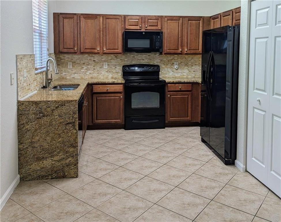 10785 Paperbark Pl - Photo 3 of 13