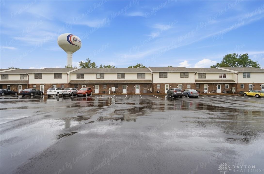 539 N Broad St - Photo 2 of 48