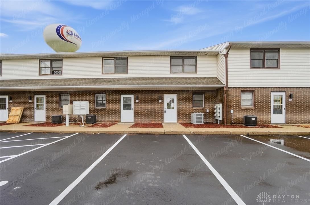 539 N Broad St - Photo 3 of 48