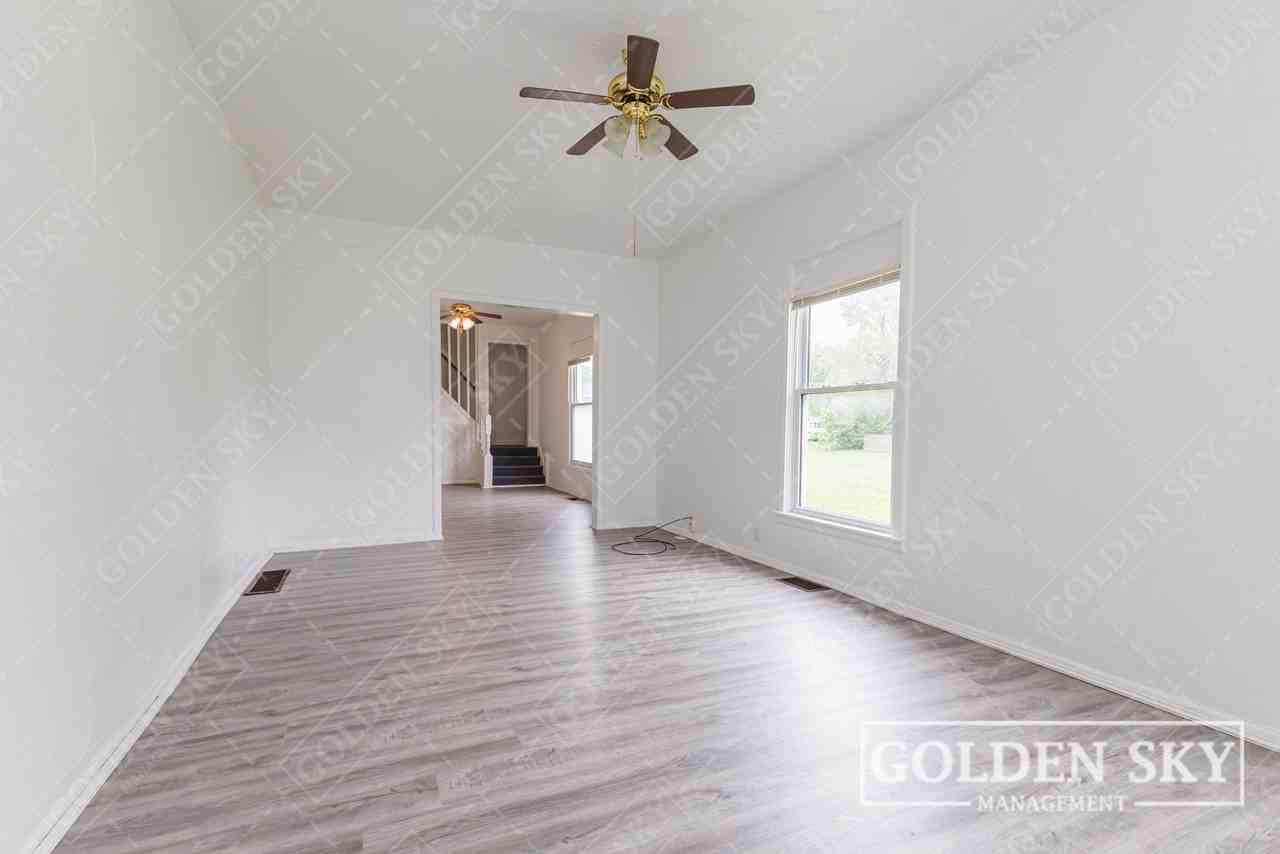 717 North Mulberry Street - NAUNit 2 #NA - Photo 3 of 10