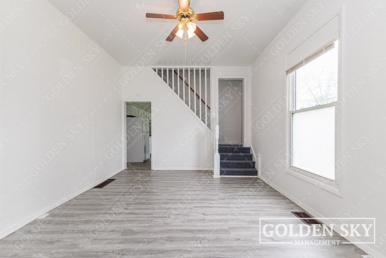 717 North Mulberry Street - NAUNit 2 #NA - Photo 4 of 10