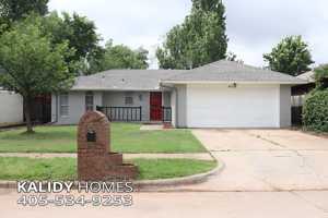 featured image of 4116 Overland Dr #1