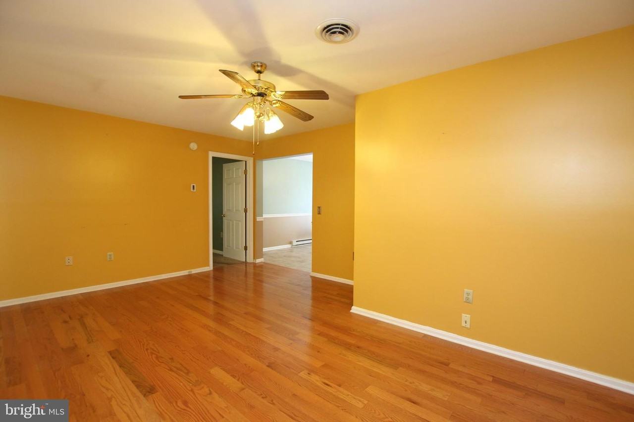 26499 Hollyville Rd - Photo 6 of 16