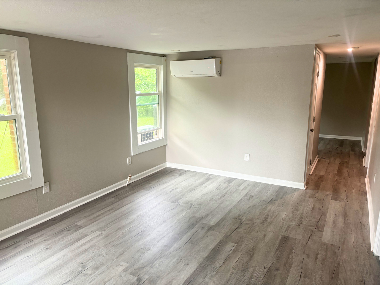 16 Glass Ave #16A - Photo 2 of 8