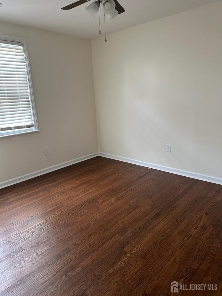242 Grove St - Photo 5 of 9