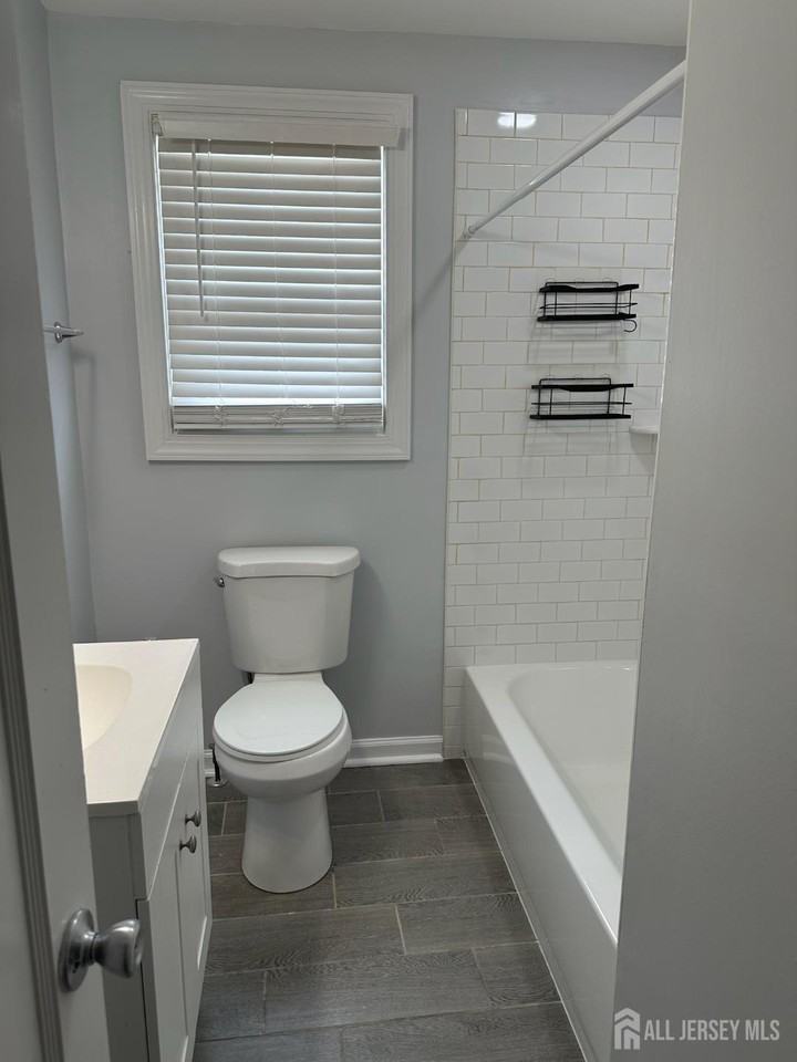 242 Grove St - Photo 7 of 9