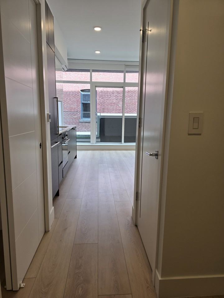 333 Carrall Street #302 - Photo 6 of 18
