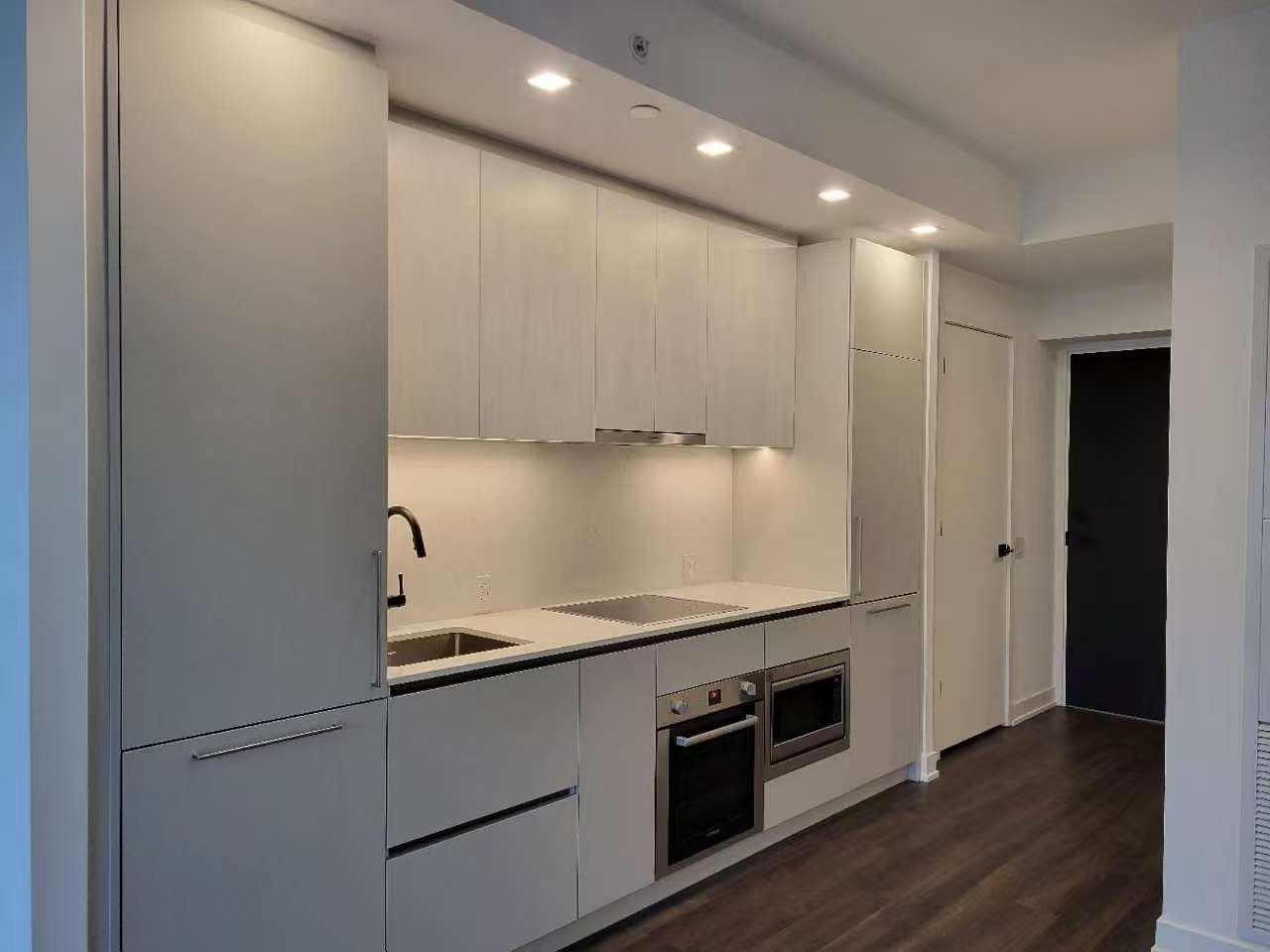 609 Sherbourne Street #1701 - Photo 3 of 8