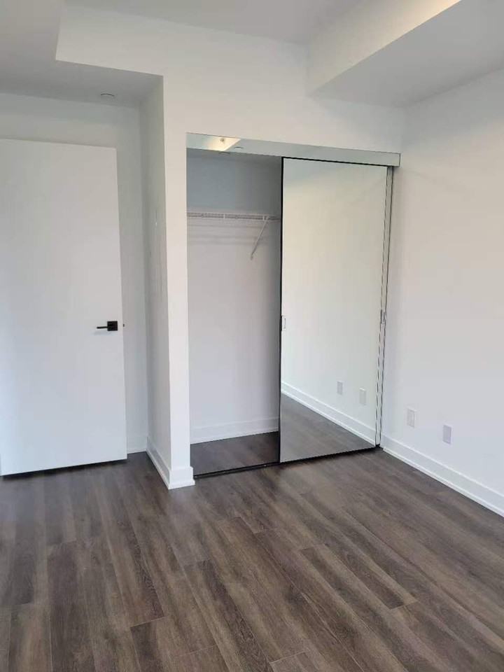 609 Sherbourne Street #1701 - Photo 2 of 8
