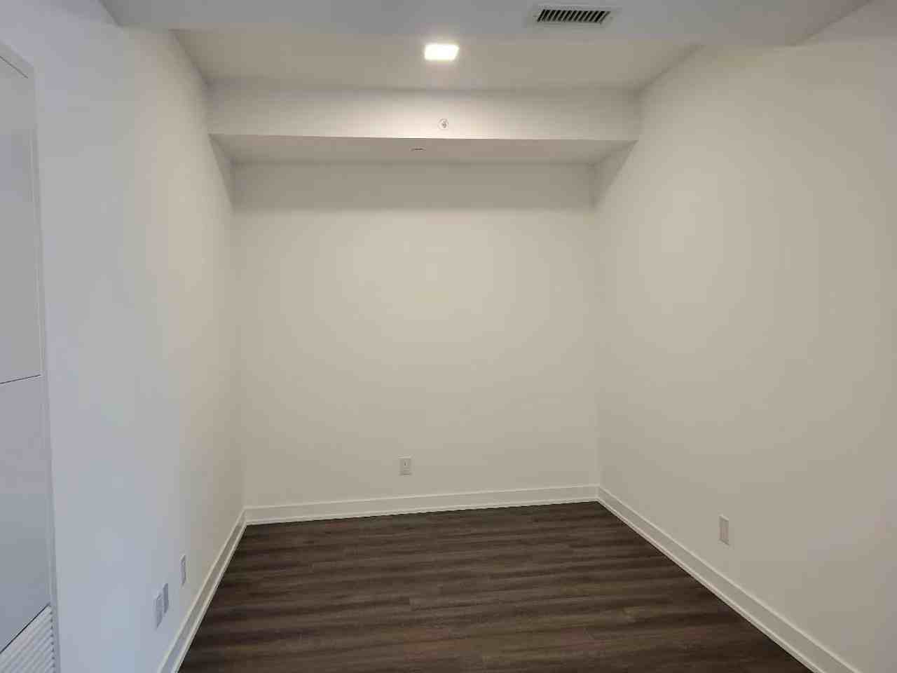 609 Sherbourne Street #1701 - Photo 6 of 8