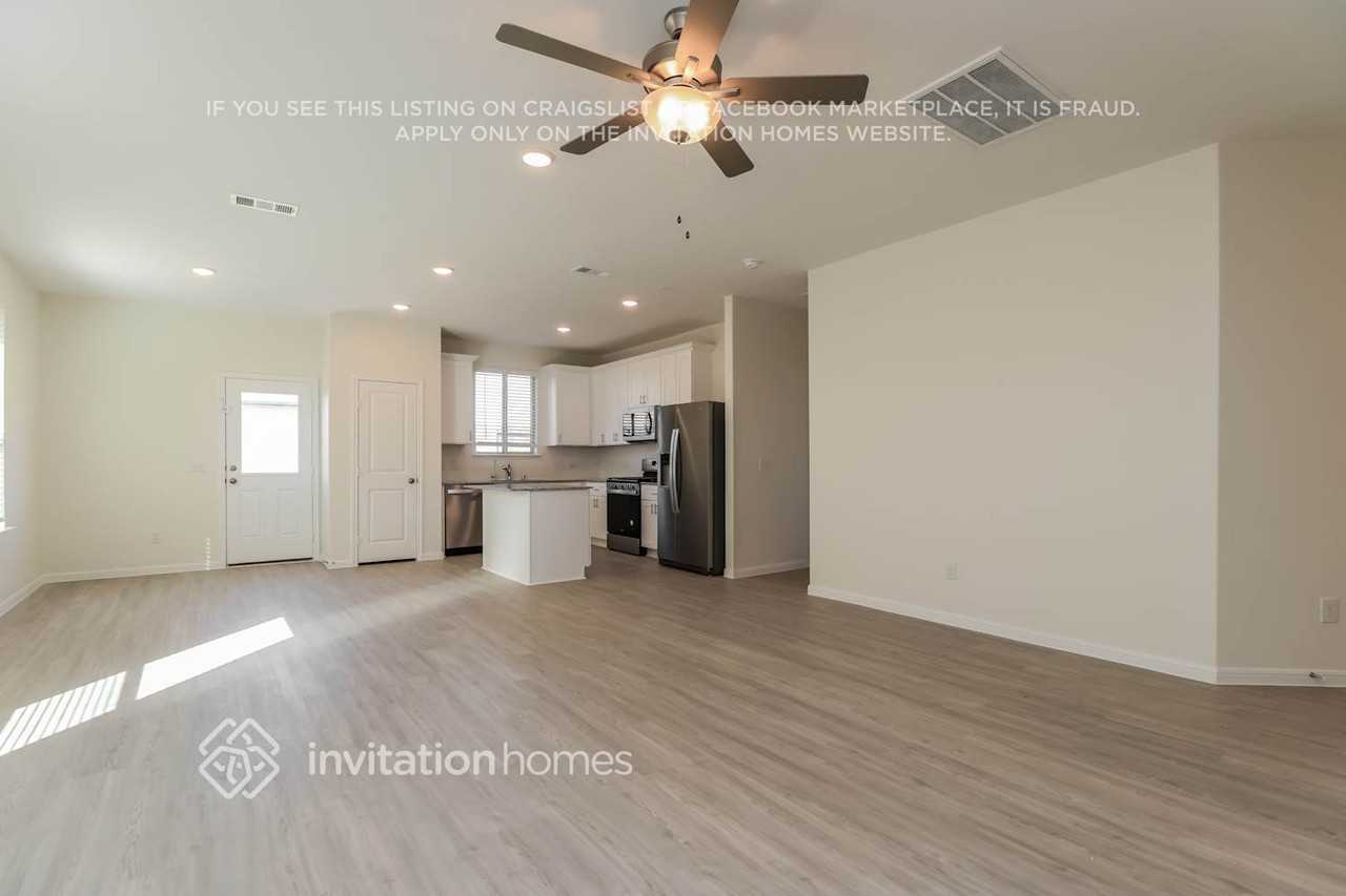 13430 Maltessa Dr - Photo 5 of 16