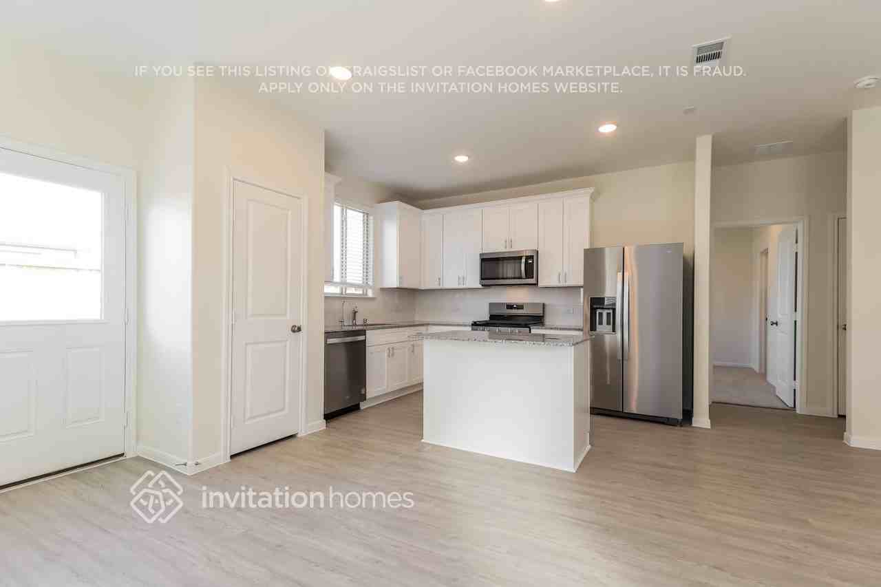 13430 Maltessa Dr - Photo 7 of 16
