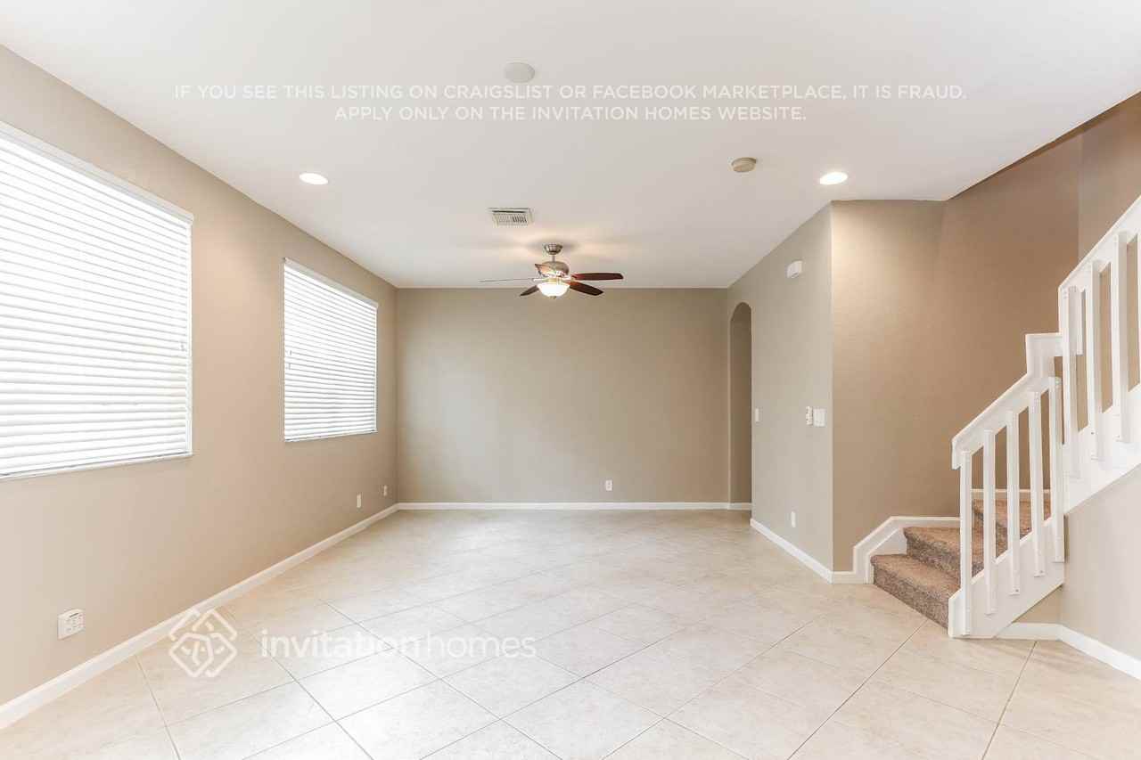 4553 Highgate Dr #B - Photo 4 of 18