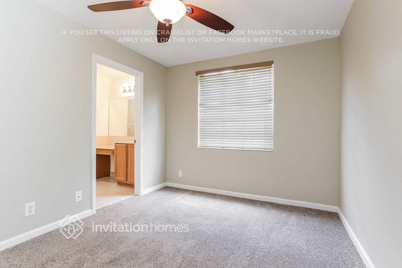 4553 Highgate Dr #B - Photo 7 of 18