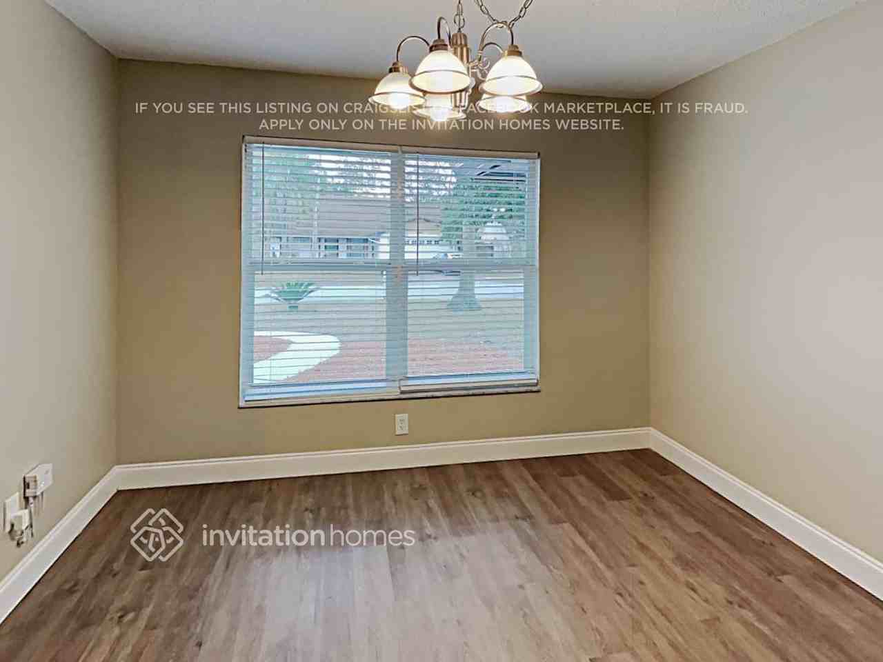 412 Abbeywood Ln - Photo 4 of 21