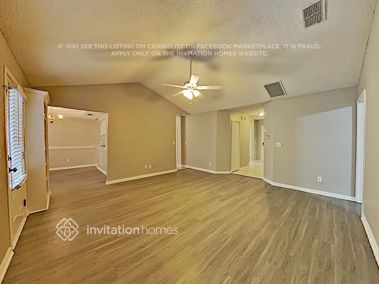 3298 Secret Isle Ln - Photo 3 of 14
