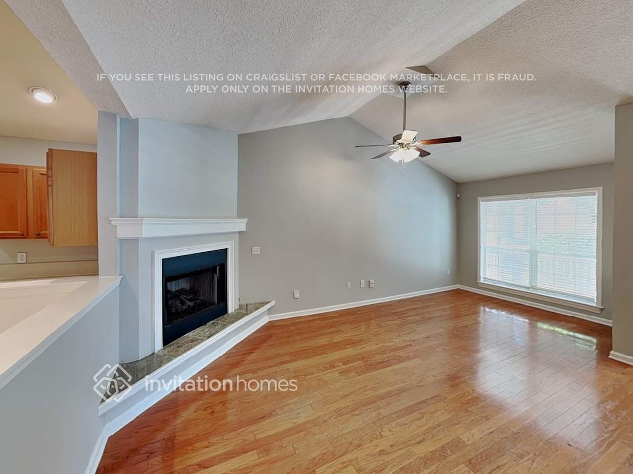 400 Chamberlain Dr - Photo 3 of 18