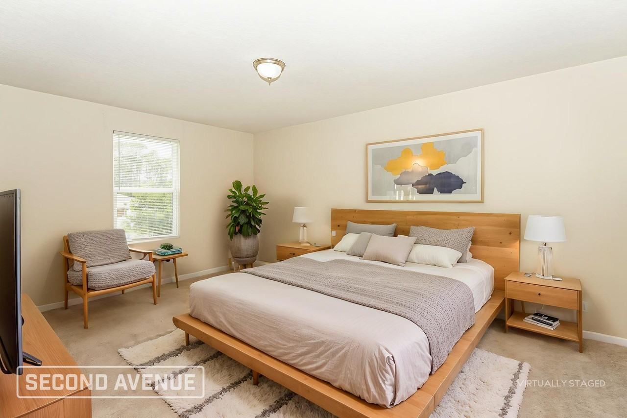 41 Raemoor Dr - Photo 4 of 24