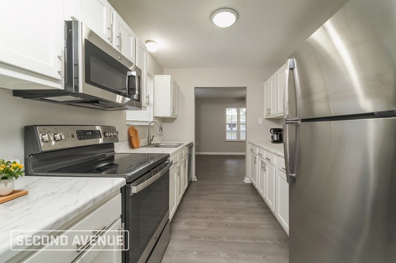 635 Meridian Ave - Photo 5 of 18