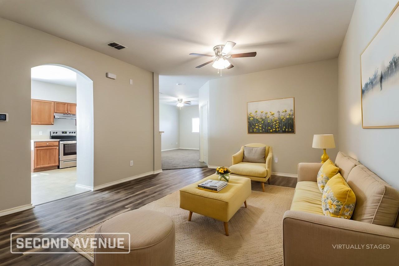 204 Freedom Trl - Photo 2 of 24